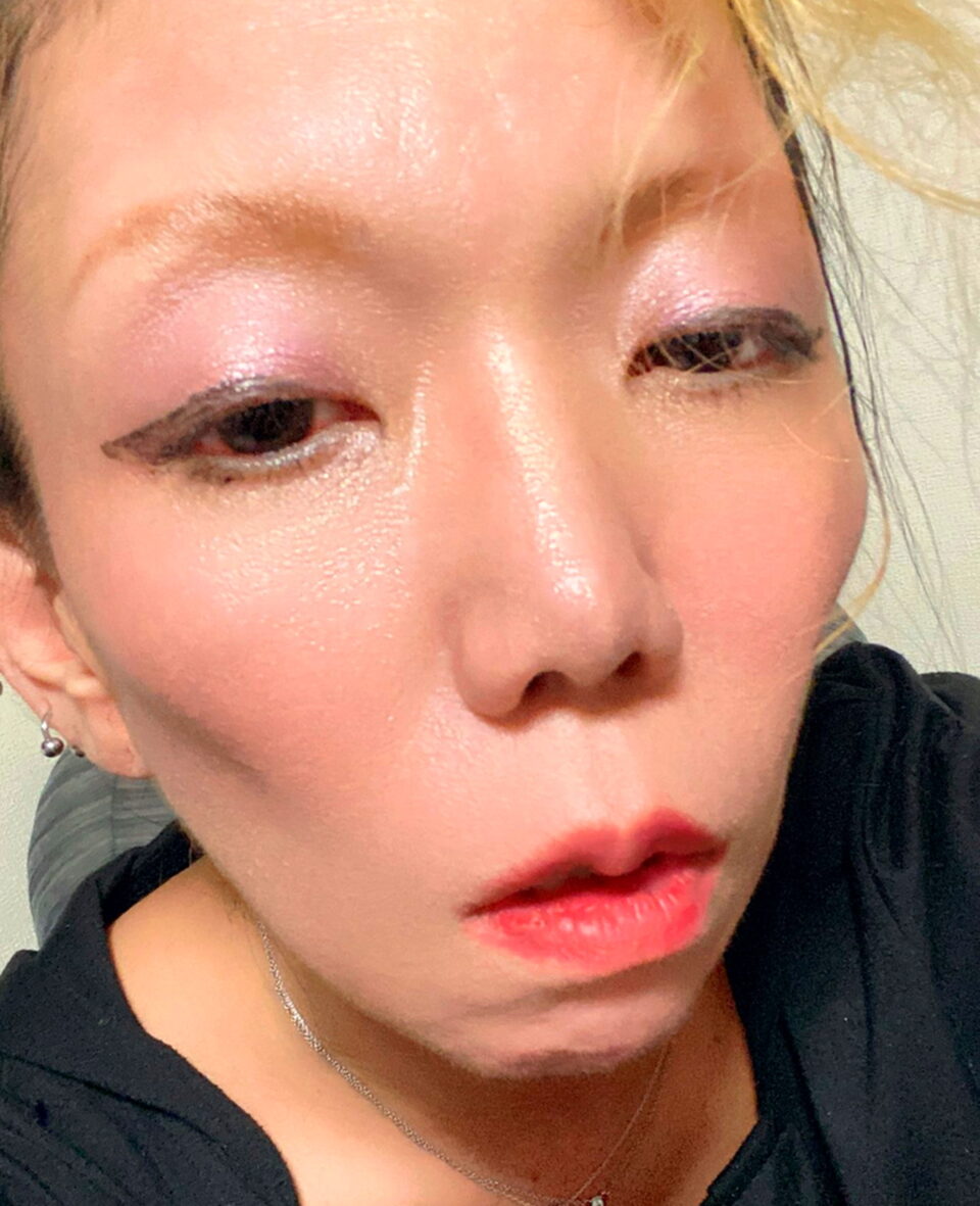 プロ雀士・佐藤かづみ X