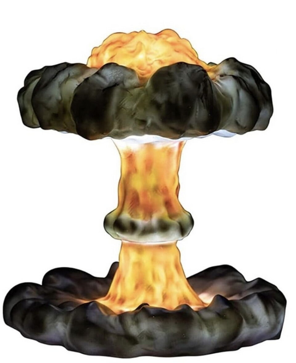 aespaニンニン キノコ雲ランプ