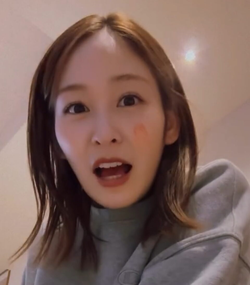 岩田絵里奈アナ Instagram